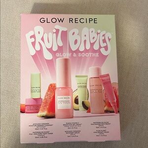 BRAND NEW / UNOPENED Glow Recipe Fruit Babies Primer Set - Pink & Green